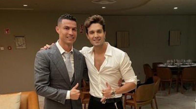 Luan Santana celebra encontro com Cristiano Ronaldo em Portugal, música mais tocada  e se prepara para estrear agenda de shows de 2024 no Brasil