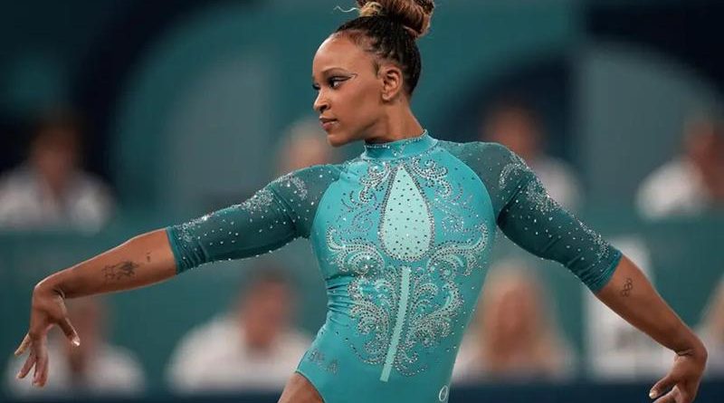 Na “última dança”, Rebeca Andrade é ouro no solo e se isola como maior medalhista do Brasil em Jogos Olímpicos